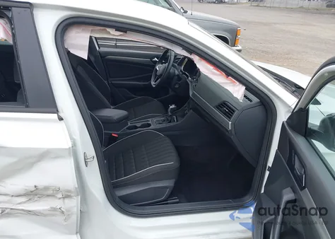 2023 Volkswagen Jetta 1.5T Sport из США, поврежденный, VIN 3VWBM7BU2PM050716